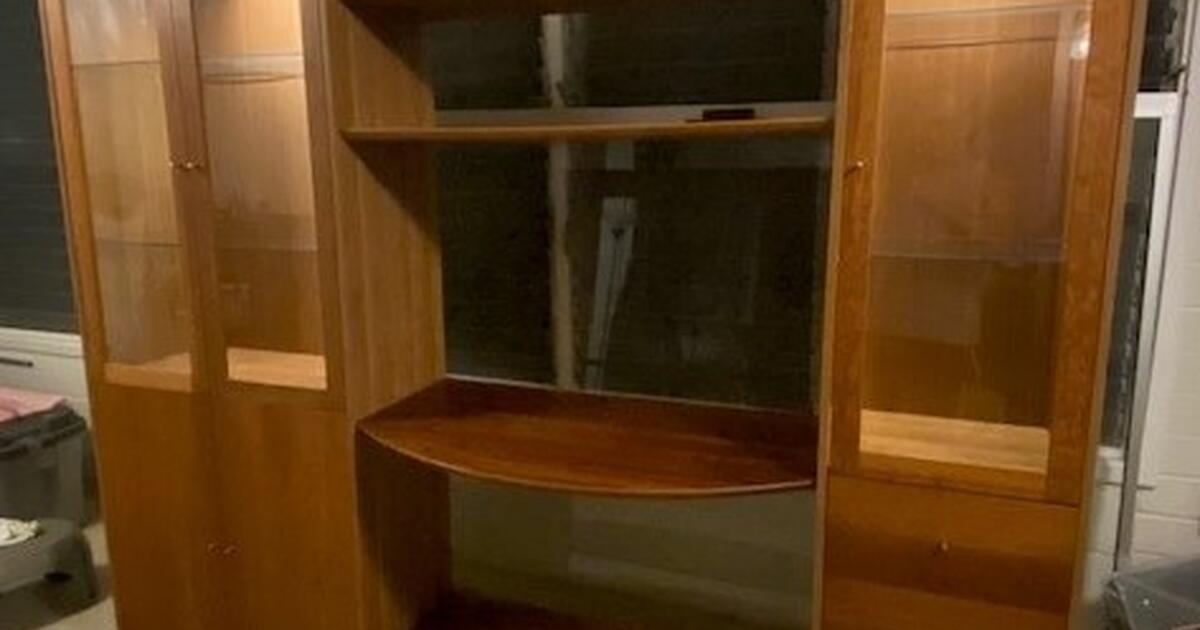 Wall Media center Bookcase for 700 in Kailua, HI For Sale & Free — Nextdoor