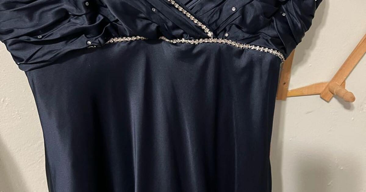 Prom Long dress for 1 in Hialeah, FL For Sale & Free — Nextdoor