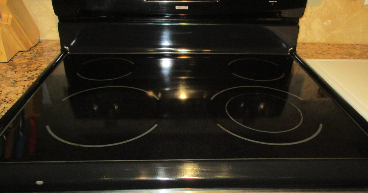 Sears Kenmore Black and Stainless Electric Range Good condition for