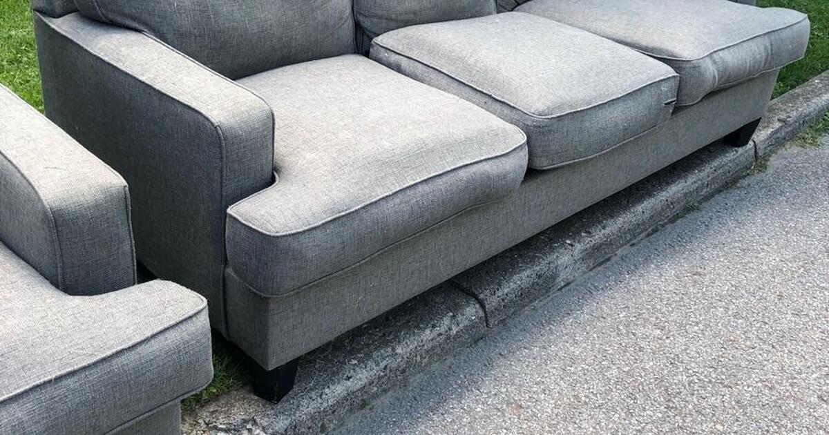 couches for Free in Columbus, OH For Sale & Free — Nextdoor