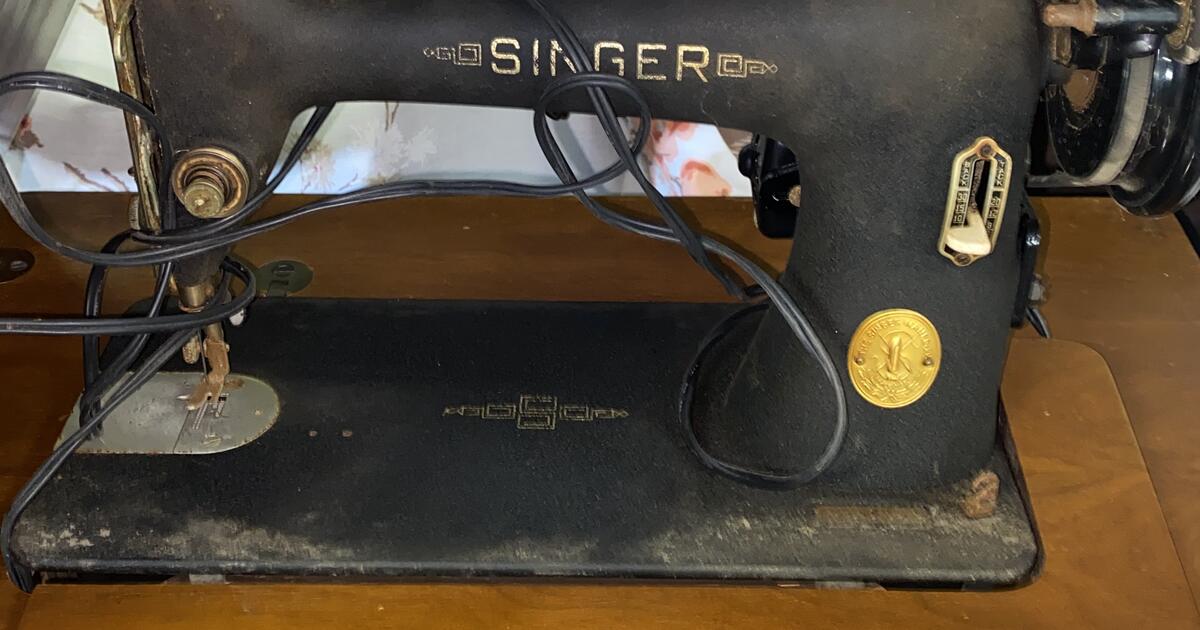 Vintage Singer sowing machine for Free in Mattituck, NY | For Sale ...