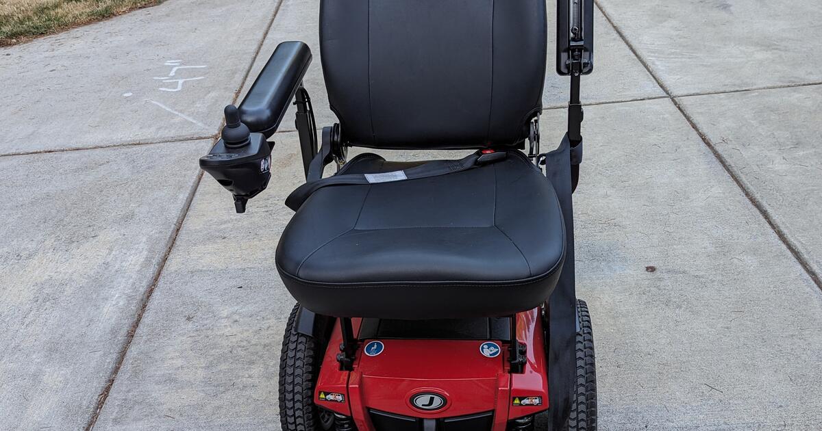 Estate/Garage Sale ThursSat 94 17935 SW Cheyenne Way, Tualatin for