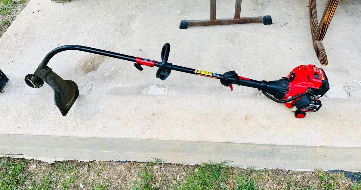 Craftsman 25CC EZ Start Weed Eater for 125 in San Antonio, TX Finds