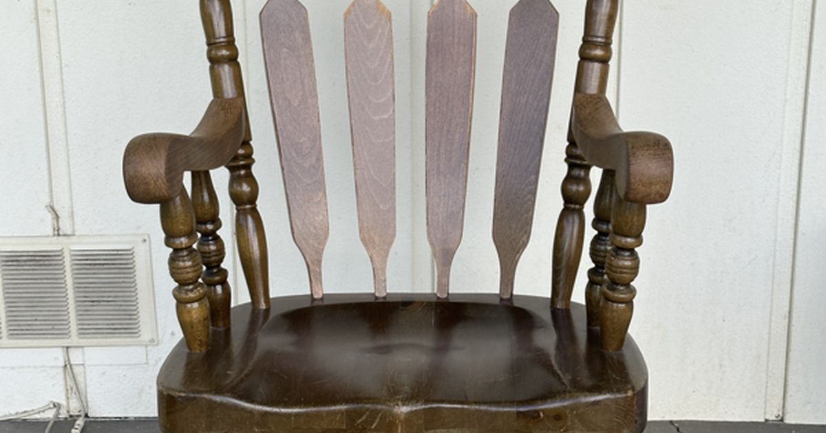 Furniture & Home Health Equipment Sale for 100 in Ashland, OR Finds