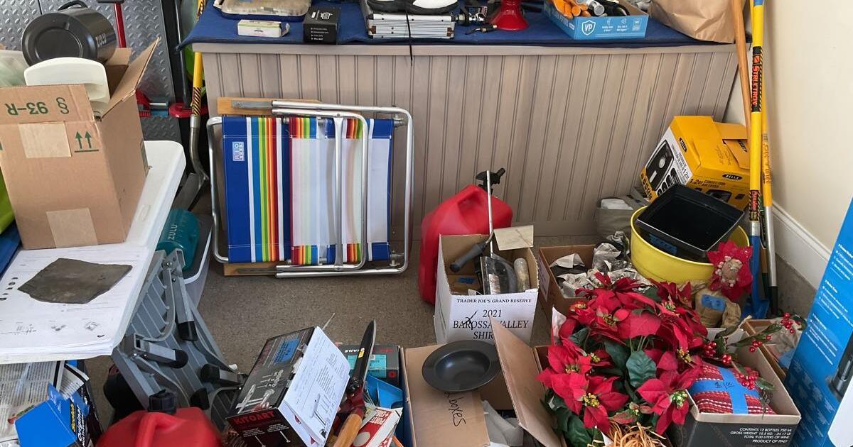 GARAGE SALE NOT TO BE MISSED SRIDAY 7/19 & 7/20, 9-2PM in Loudon, TN