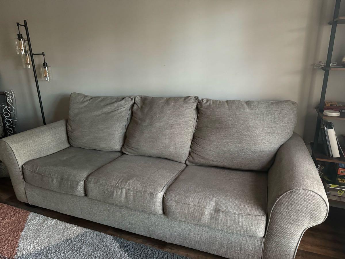 Light grey couch for $400 in Powell, OH | For Sale & Free — Nextdoor