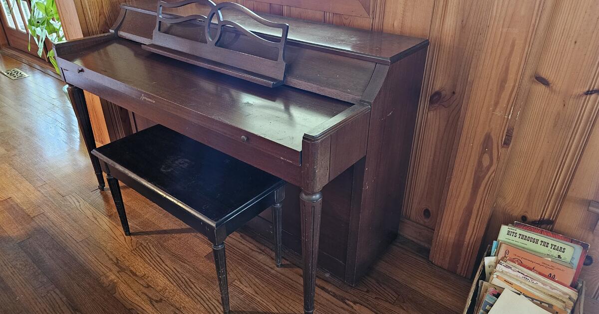 Acrosonic Upright Piano for Free in Jacksonville, FL For Sale & Free — Nextdoor