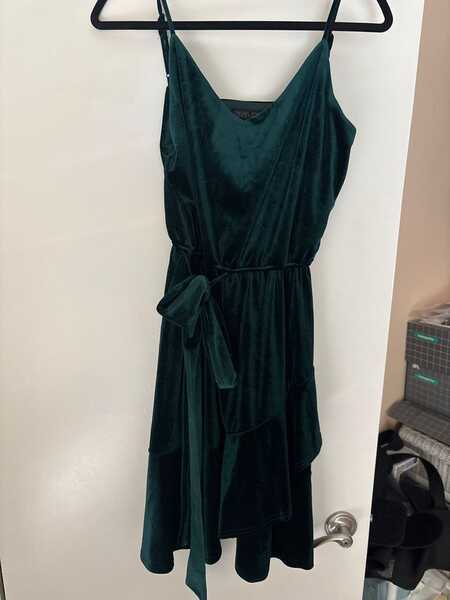 Green Velvet Dress Rachel Zoe Size s For $15 In Laguna Hills, CA | For Sale & Free Nextdoor Green Velvet Dress Rachel Zoe Size s For $15 In Laguna Hills, CA | For Sale & Free Nextdoor