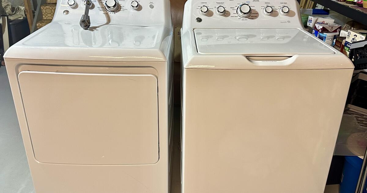 GE Adora Washer and Dryer / AVAILABLE until this posting is removed