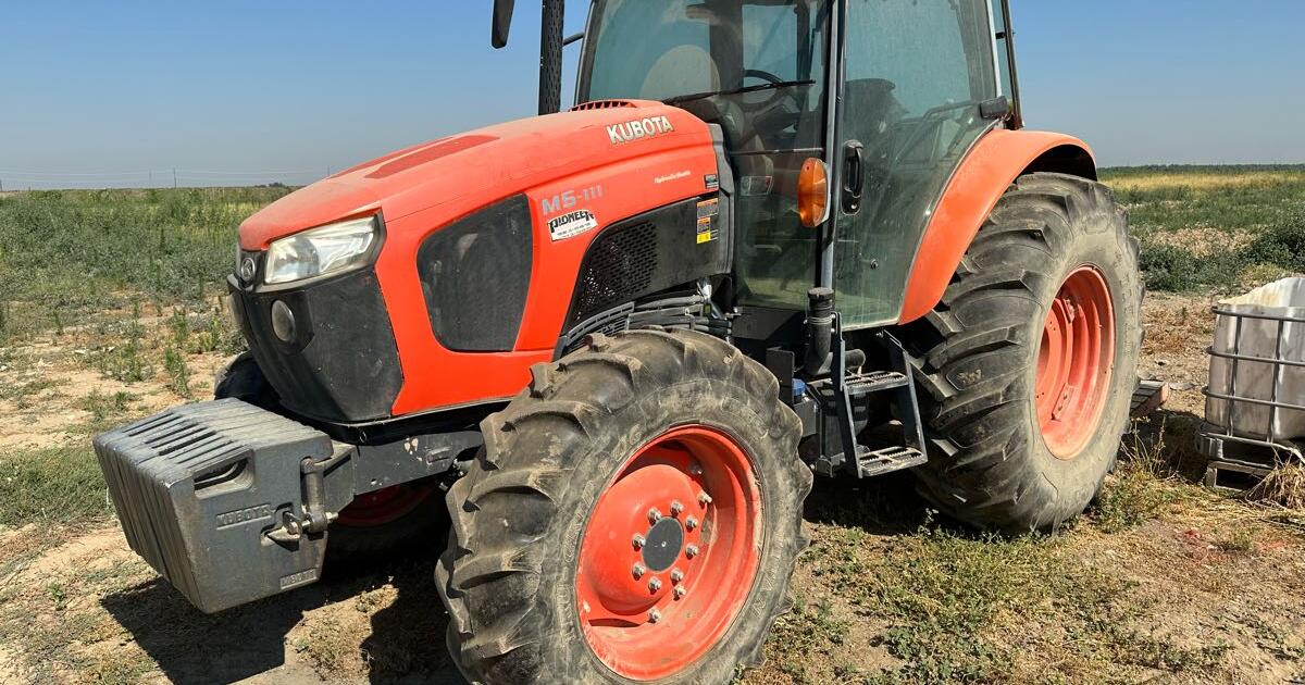 Tractor with 24 disc attachment for 38500 in Clovis, CA For Sale & Free — Nextdoor