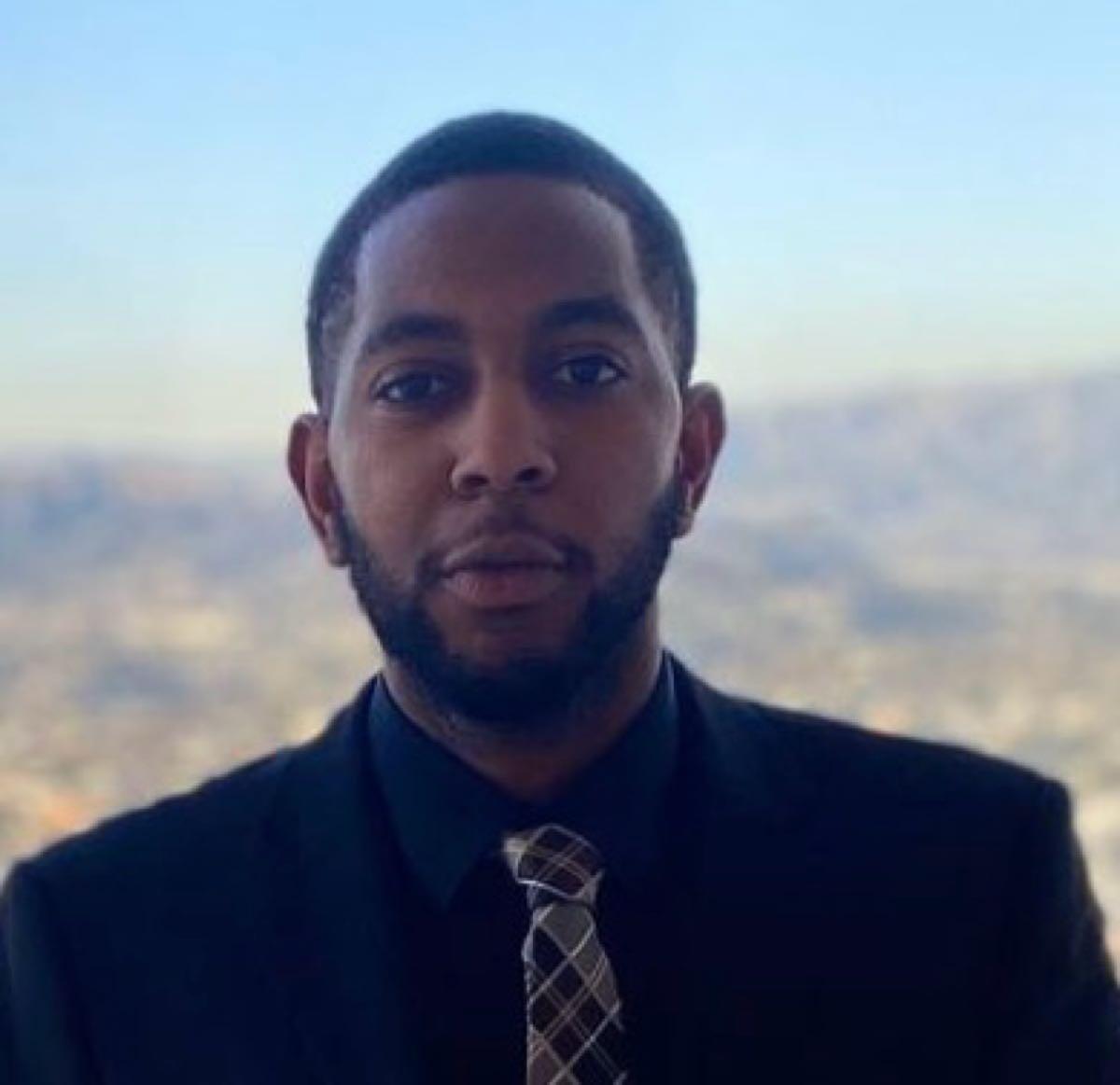 Black car Servicelax/John Wayne/any ride 2023 miles long for 75 in