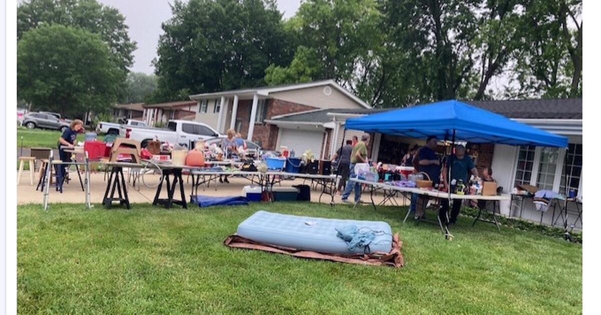 Bettina Drive , Swansea IL HUGE Yard sale Garage Sales Friday and