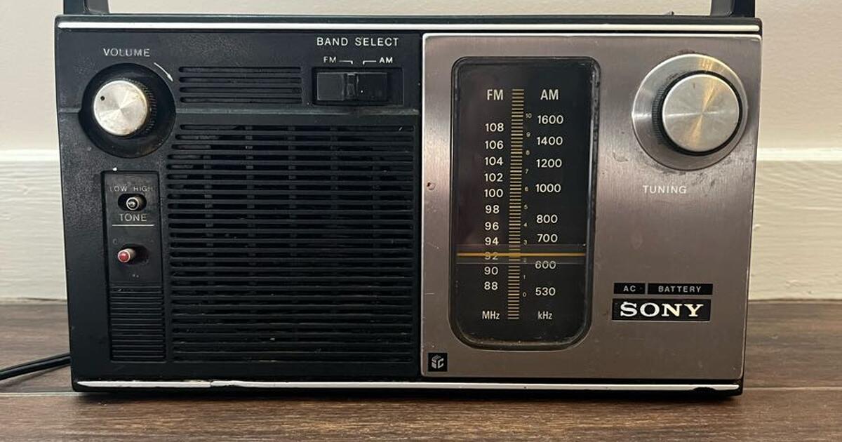 Vintage Sony portable AM-FM radio for $29 in Bala Cynwyd, PA | For Sale ...