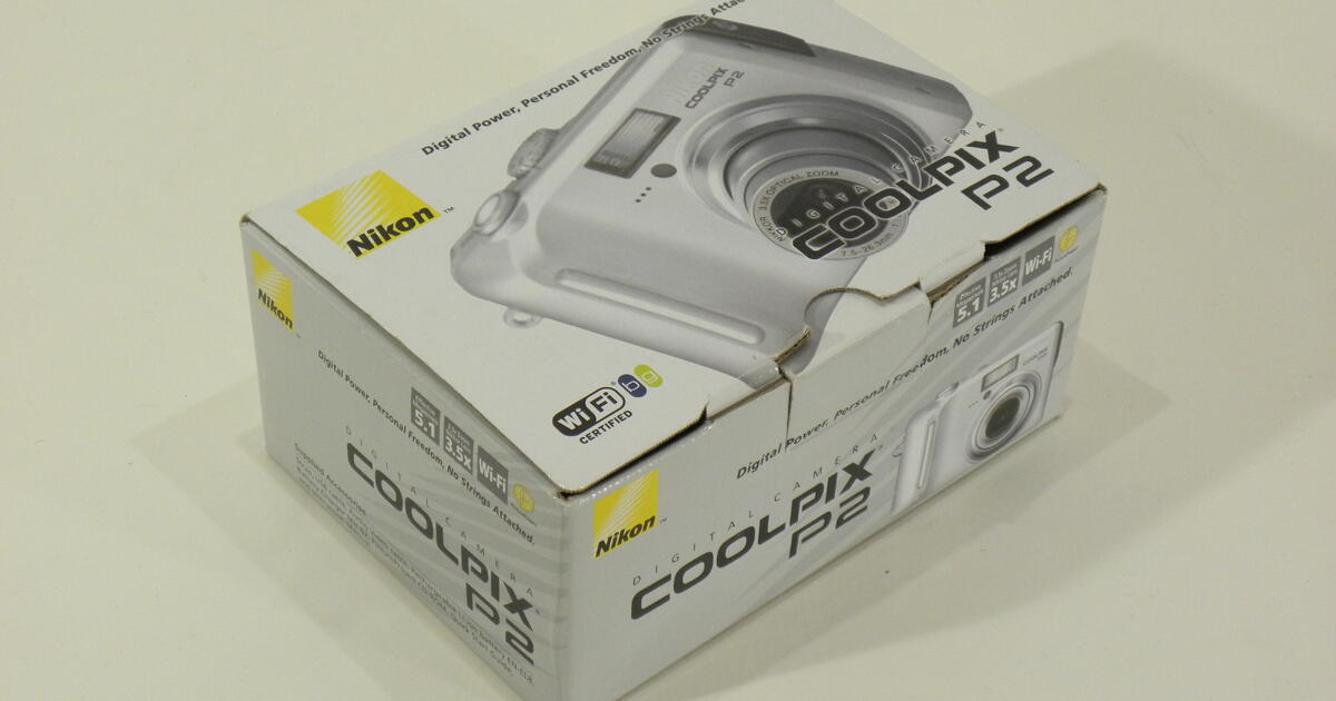 Nikon COOLPIX P2 Digital Camera Outfit_ W/ Bonus Hard Case & SD Card