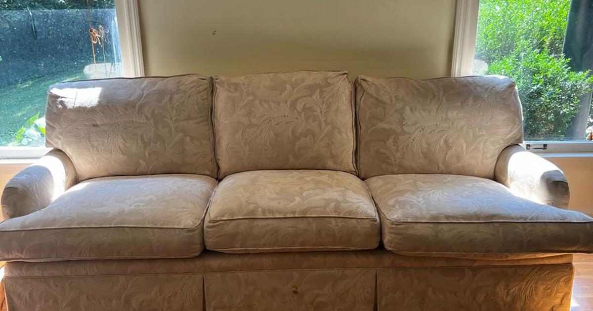 Free couches for Free in Lexington, KY Finds — Nextdoor