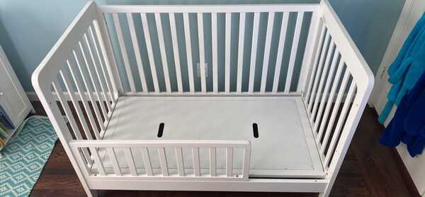 Land of nod clearance carousel crib