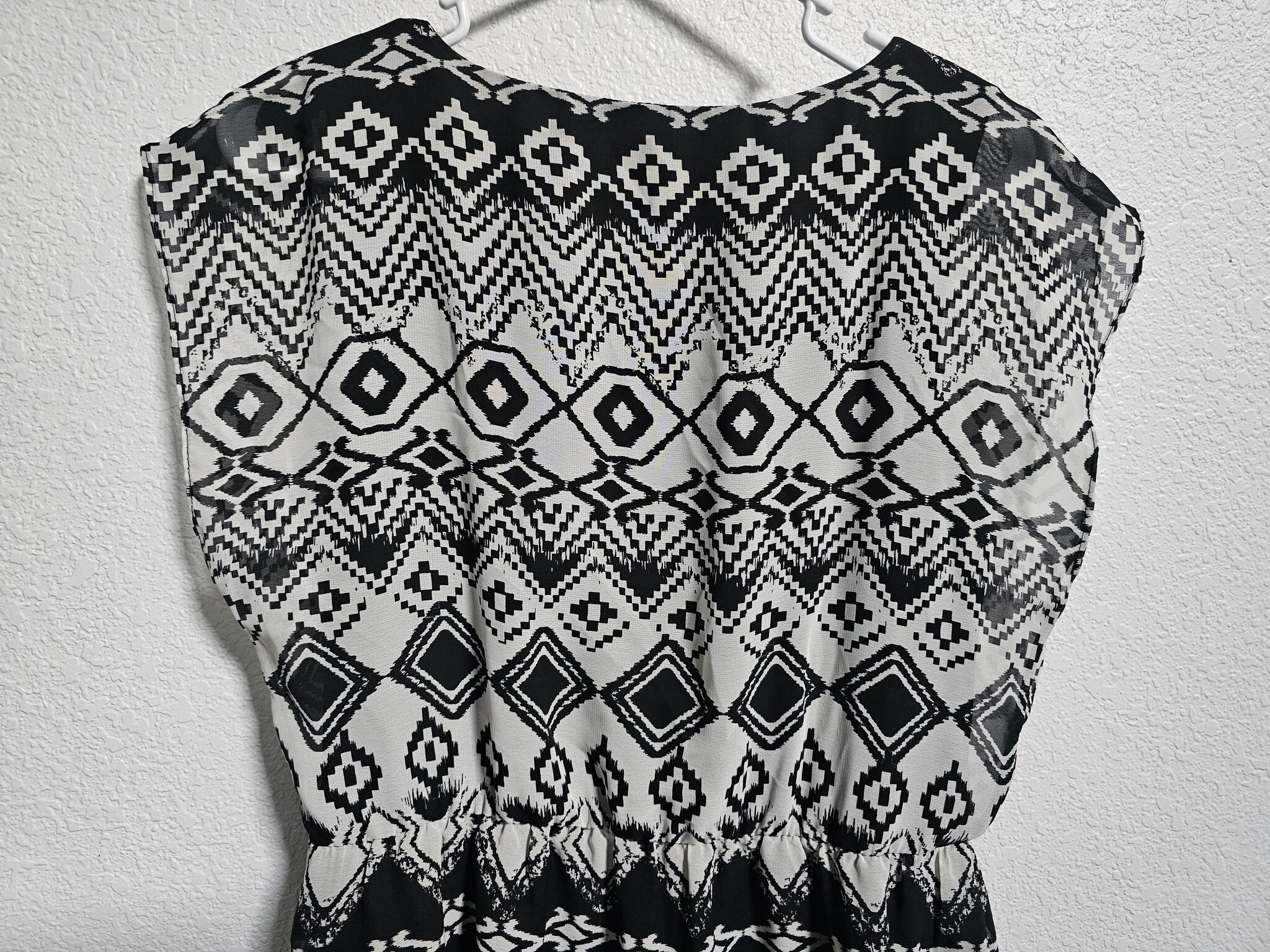 princess polly baby blue dress Black & White Patterned Dress S SMALL Ab Studio For $15 In Highl&s Ranch,  CO