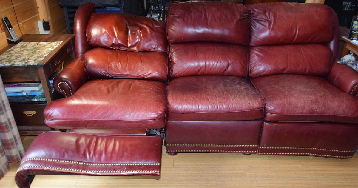 Leather Reclining Couch for 30 in Woodstock, CT For Sale & Free