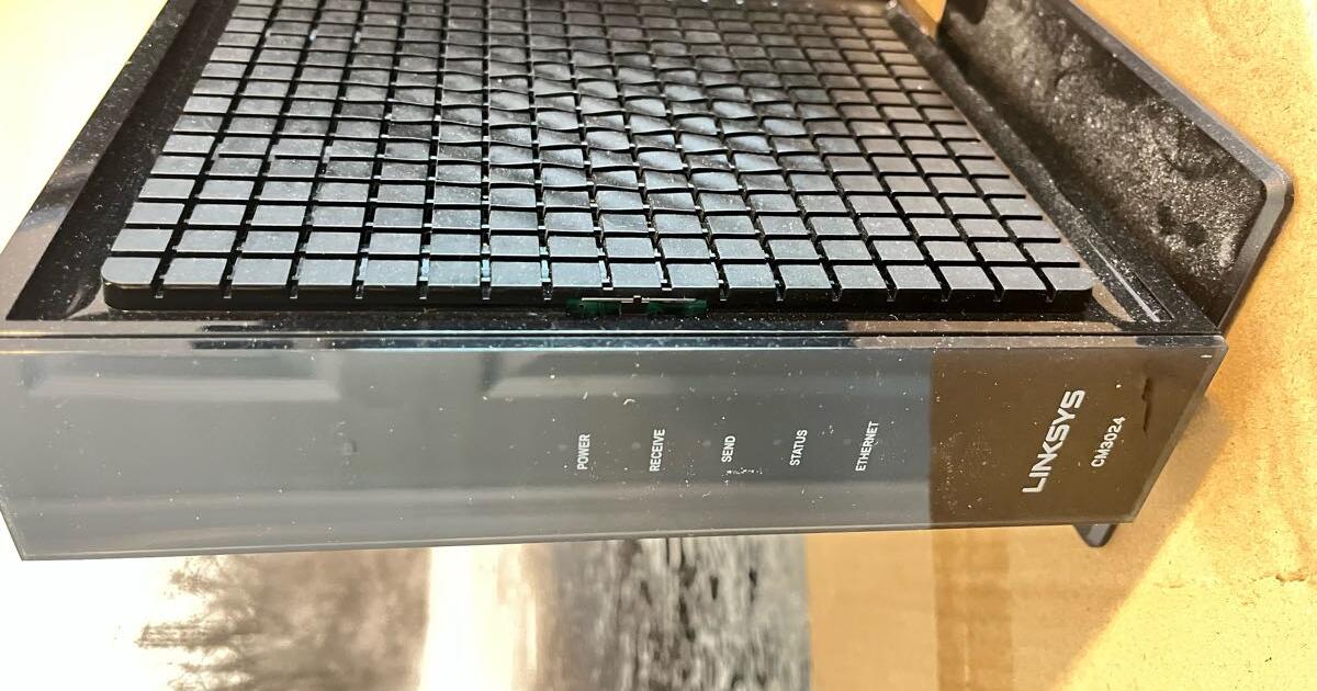 Linksys CM3024 home WiFi and cable service modemHUGE DISCOUNT > NOW 5! for 5 in Riverview