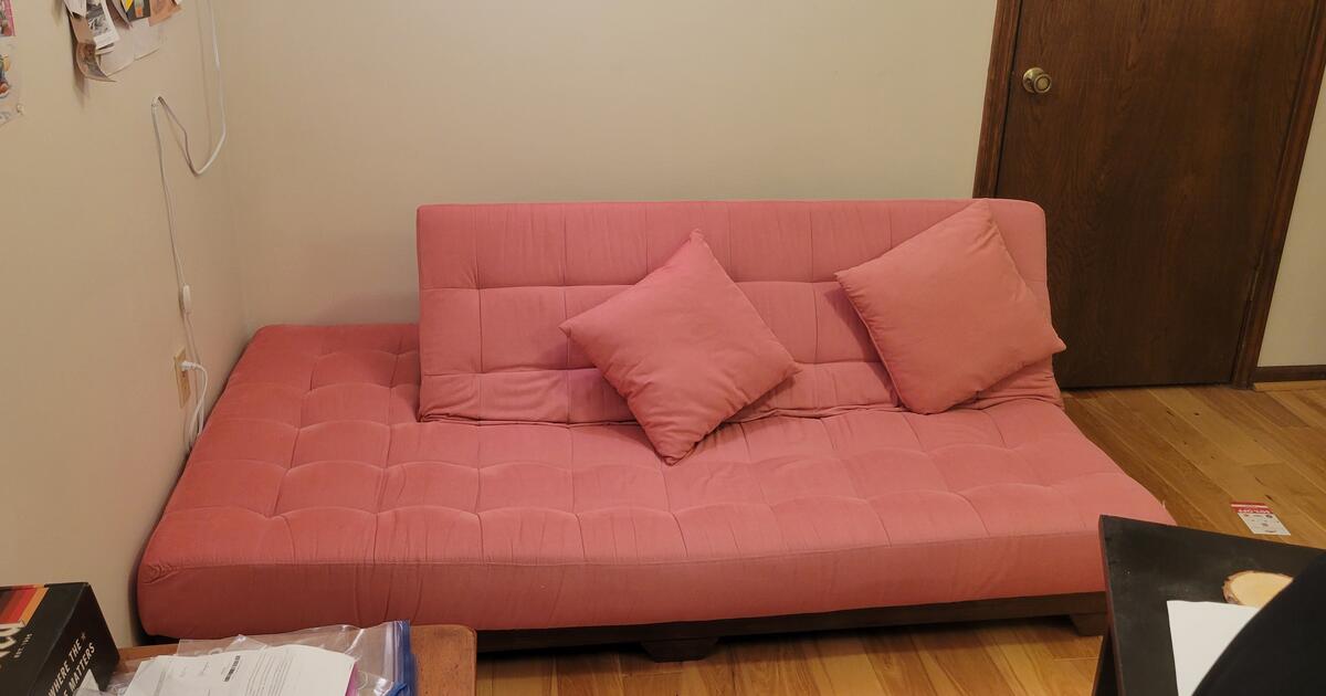 Pink sofa bed / Japanese futon style on beautiful wooden base