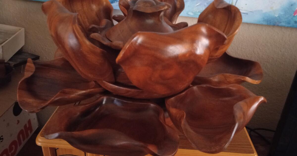 Rotating wooden lotus flower serving bowl dish decor vintage table