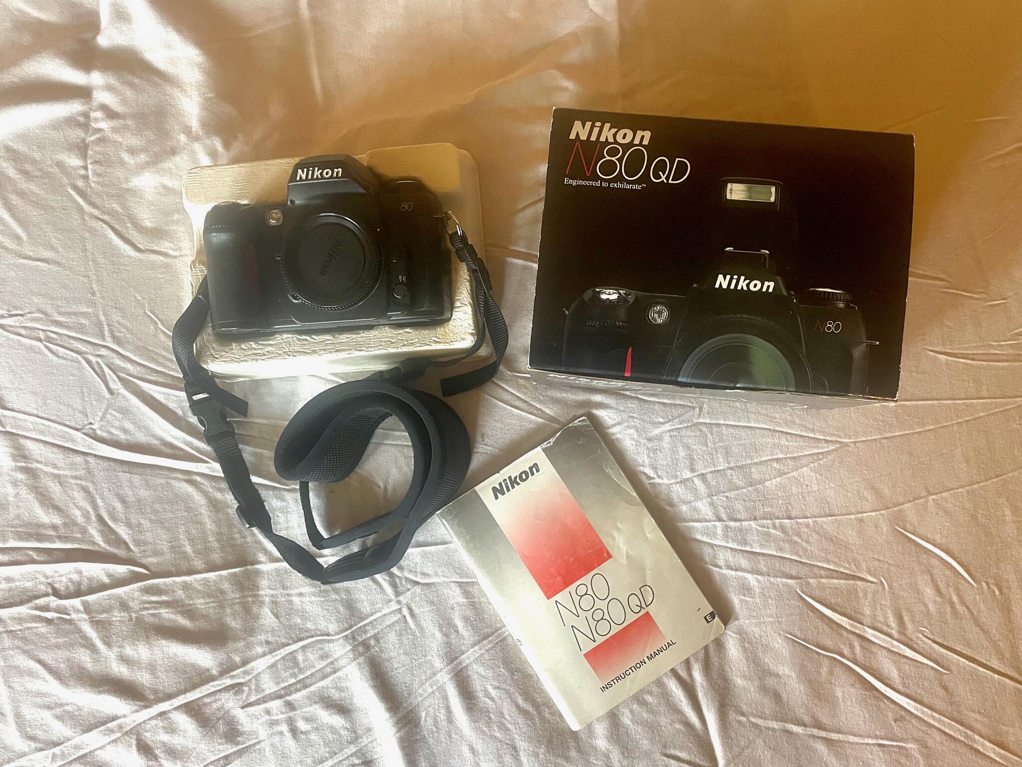 nikon n80qd