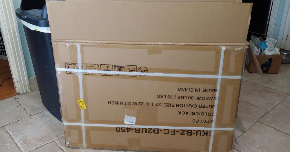 Free Large Shipping Carton! for Free in Houston, TX For Sale & Free