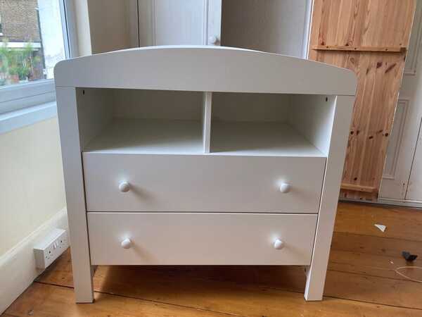 Mothercare Padstow White Baby Change Unit For Free In London