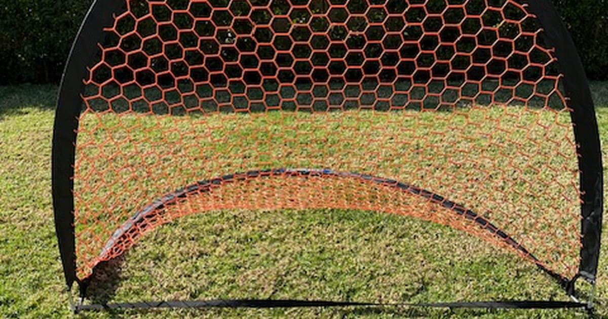 Soccer Goal Instant PopUp by PRIMED Large 6'x4' for 10 in San Juan