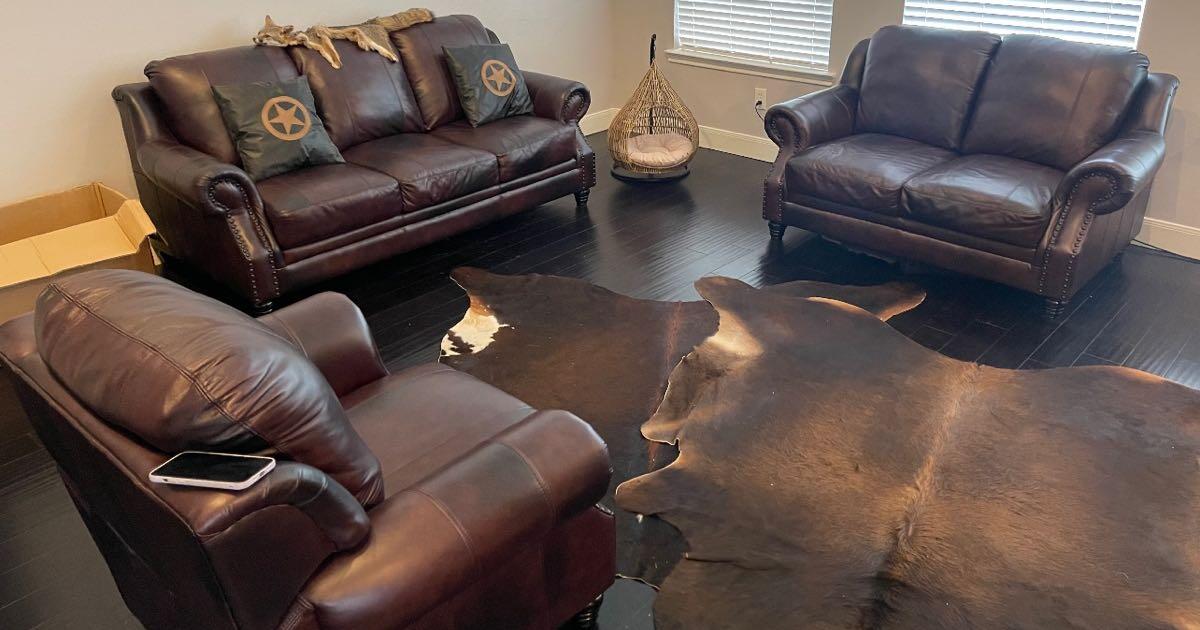 Pure Leather Living Room Seats For 2500 In Rosenberg TX Finds   7c72e32b03f6dbe3d2b9522143245fb2 .crop1200x630 