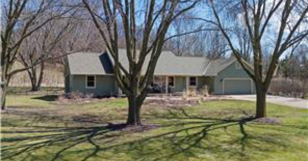 Spectacular Home in West Lakeland, MN for 800000 in Stillwater, MN