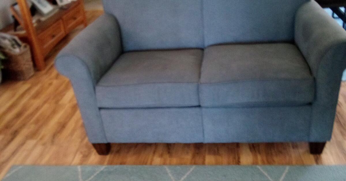 Matching sofa & loveseat for 105 in Albuquerque, NM Finds — Nextdoor