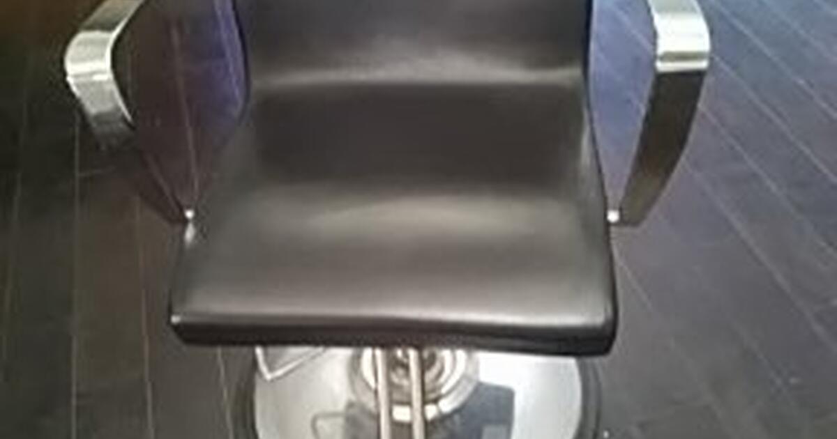 Salon Chairs for 100 in Beaverton, OR Finds — Nextdoor