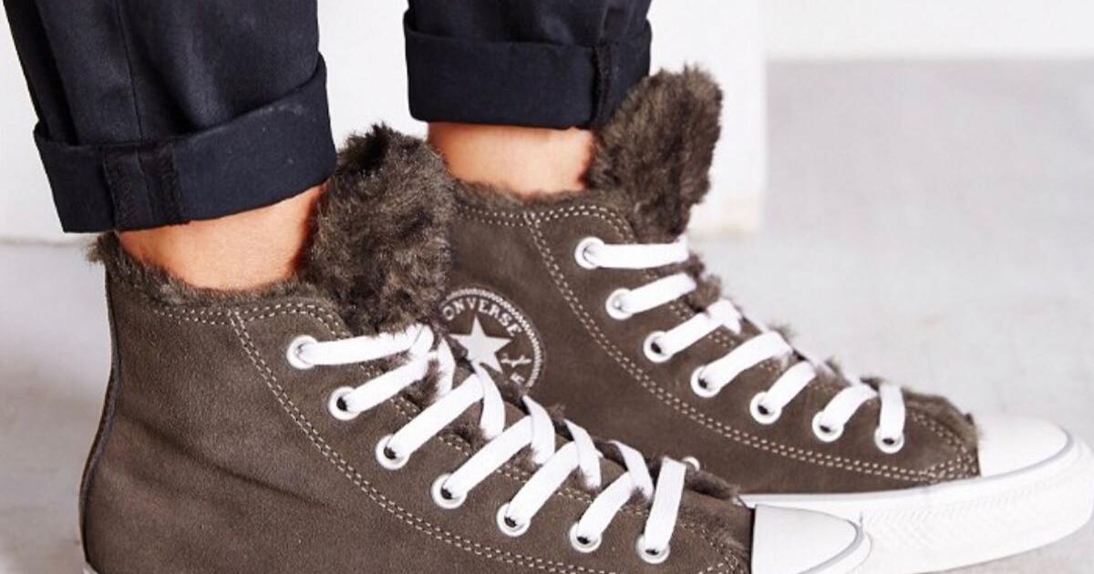 brown fur lined converse