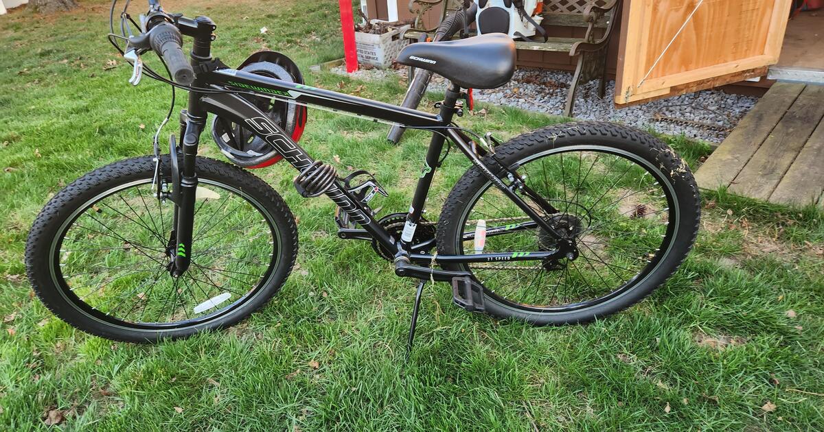 Schwinn 7 Speed Bicycle For 150 In Hicksville Ny Finds — Nextdoor