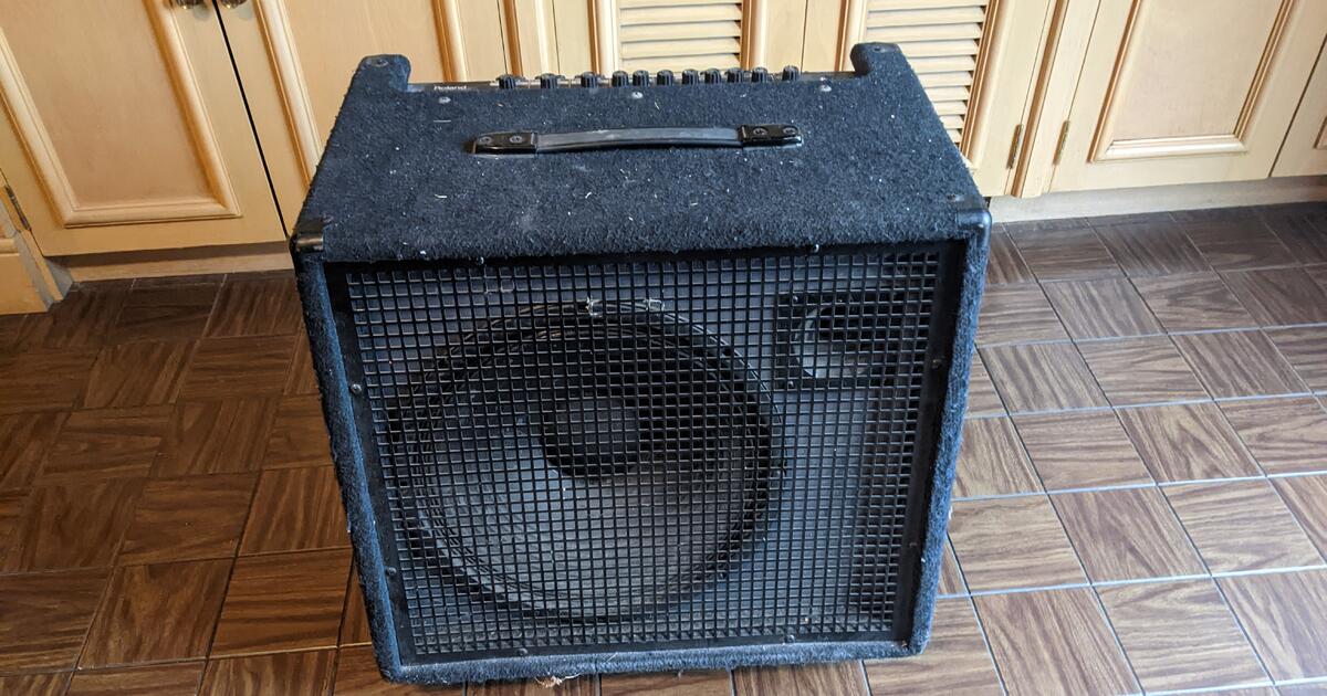 Free HighQuality Keyboard / Bass Amp for Free in Frontenac, MO For