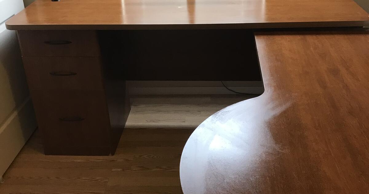 Home Office Desk for 35 in Tucson, AZ Finds — Nextdoor
