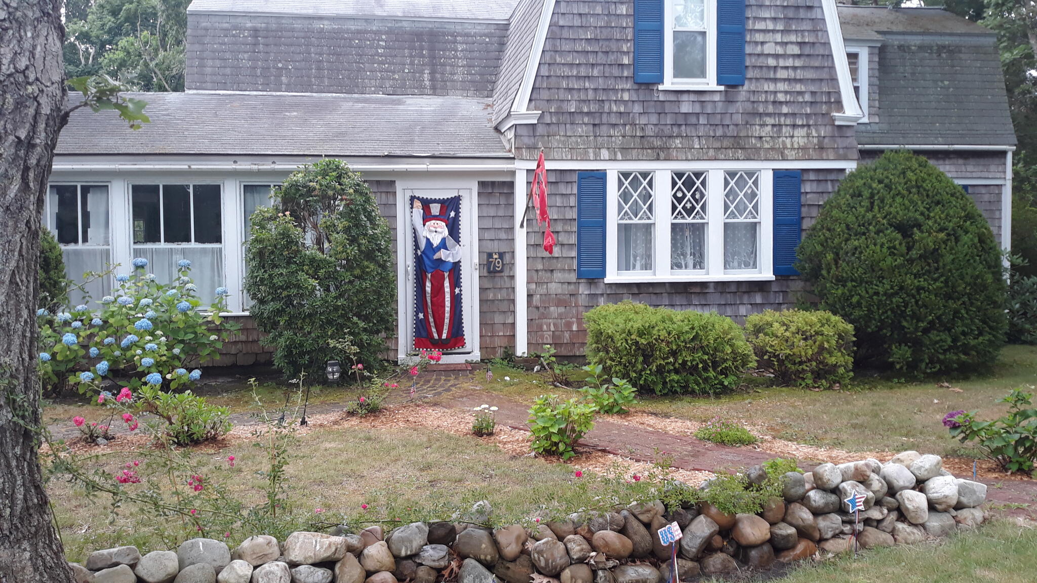 Cape Cod Home for Rent NOT FREE Weekly Rental Rate Reduced for Free