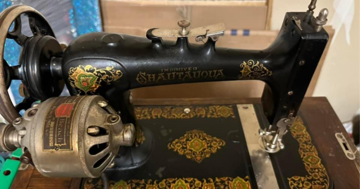 Vintage sewing machine for $70 in Bakersfield, CA | For Sale & Free ...