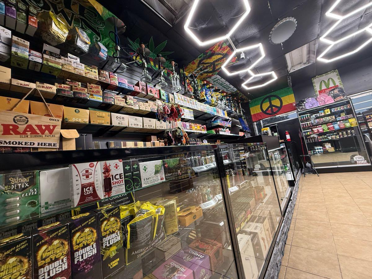 pasadena tobacco shop BULLS TOBACCO - Pasadena, TX