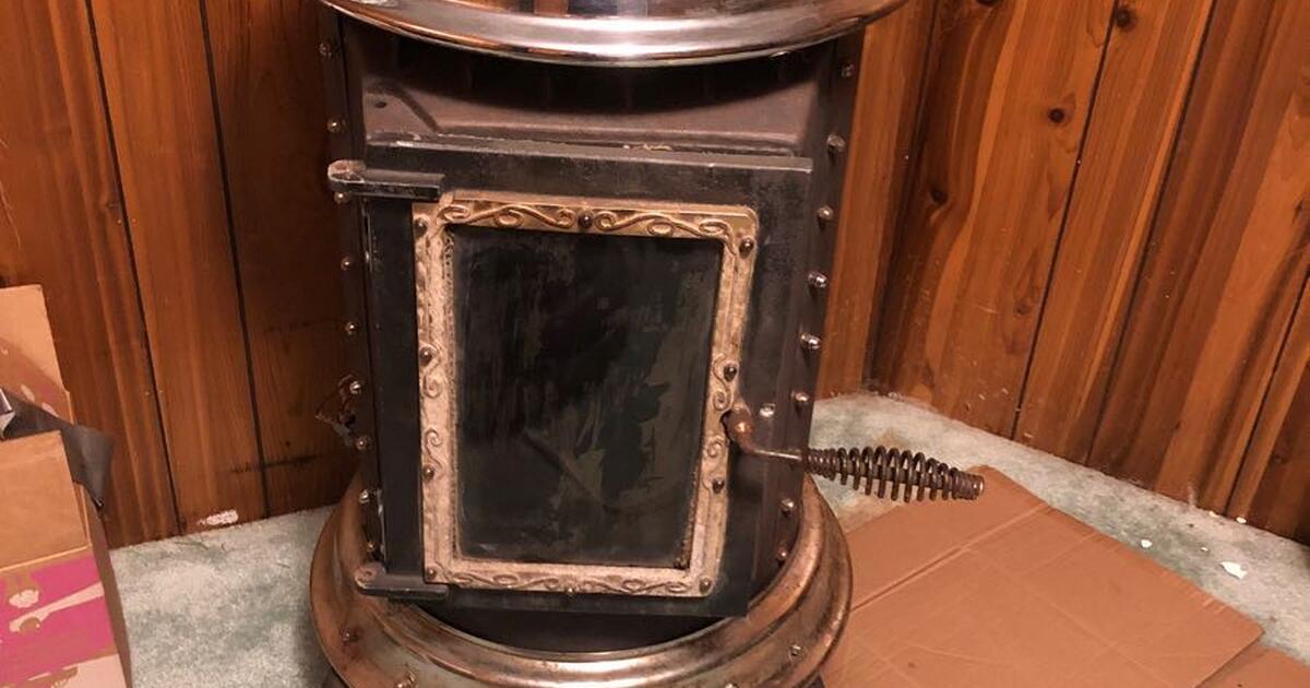 Potbelly pellet stove with hearth for $400 in Port Orchard, WA | Finds