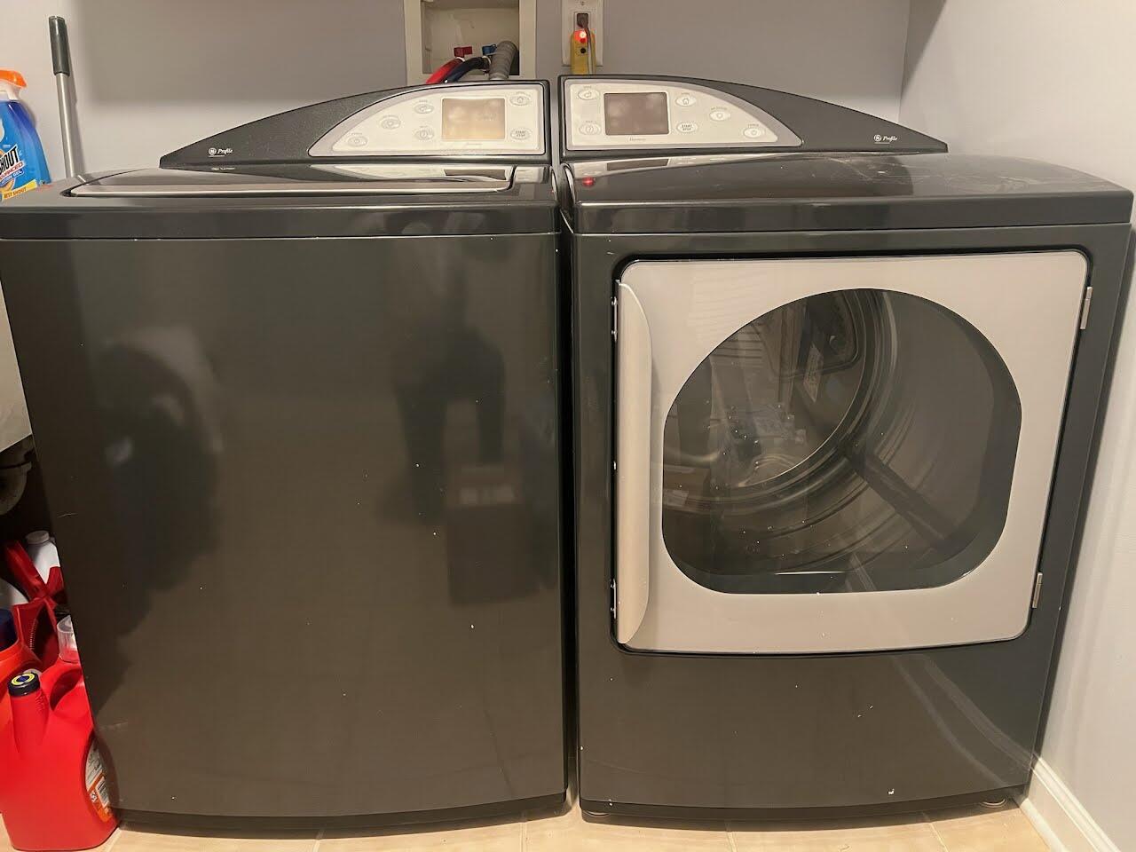 GE Profile Washer and Gas Dryer for 300 in Fairfield, NJ For Sale