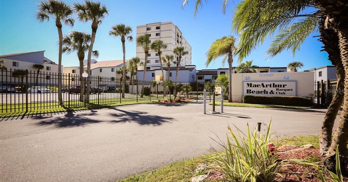 2BR 2BA Beachfront Condo for Rent MacArthur Beach & Racquet Club for