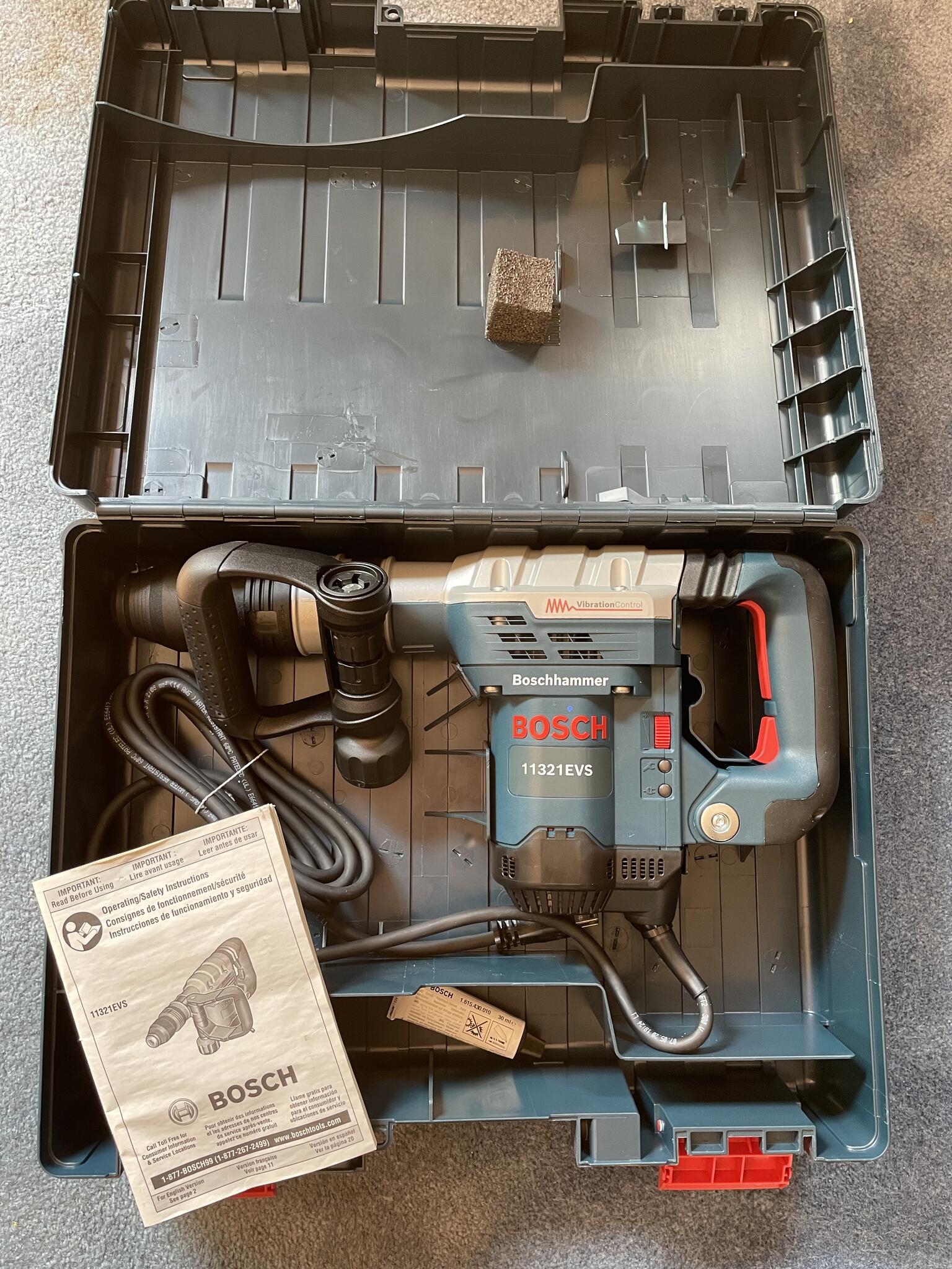 BOSCH 11321EVS Demolition Hammer 13 Amp 1 9 16 In. Corded