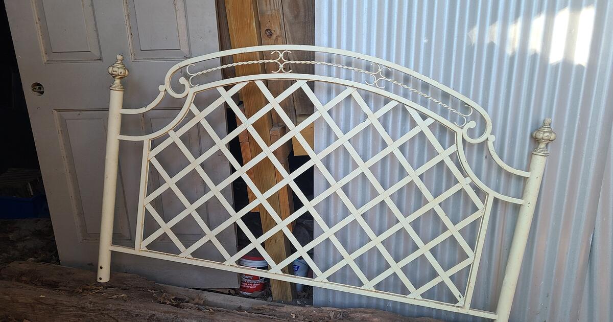 Antique Headboard for Free in San Antonio, TX Finds — Nextdoor