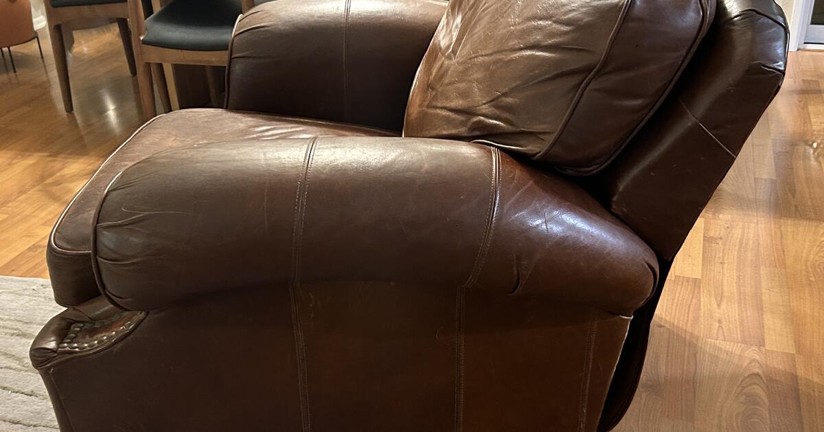 Z gallerie leather recliner for 55 in Santa Barbara, CA Finds — Nextdoor