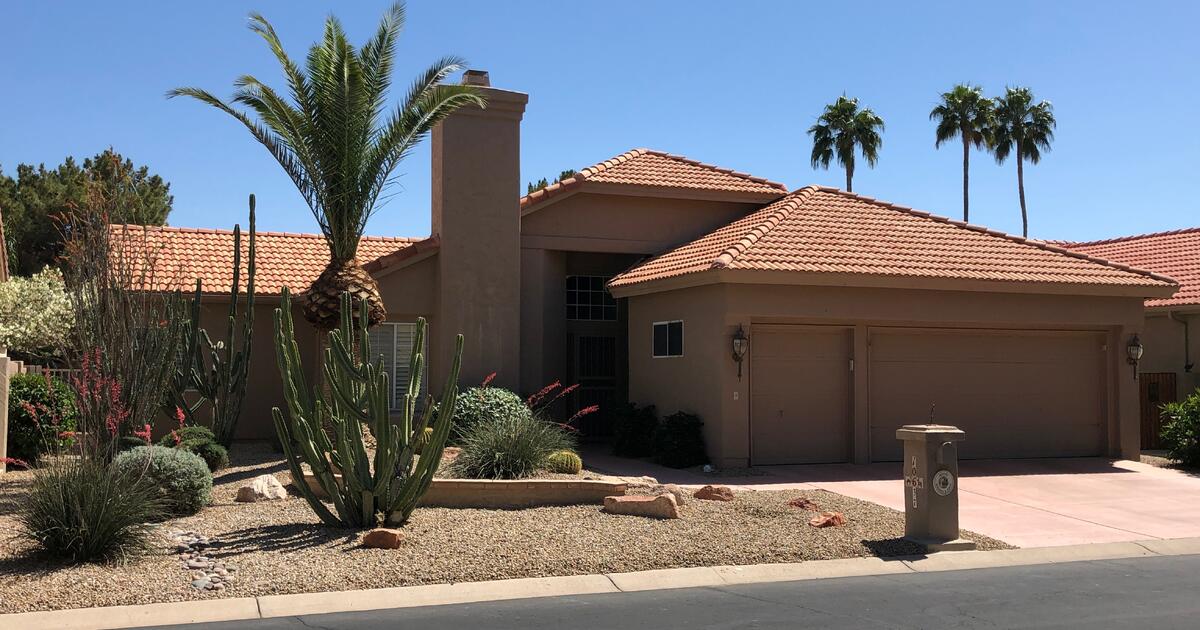 Lakefront Home for Rent in Ironwood (Sun Lakes) in Sun Lakes, AZ For