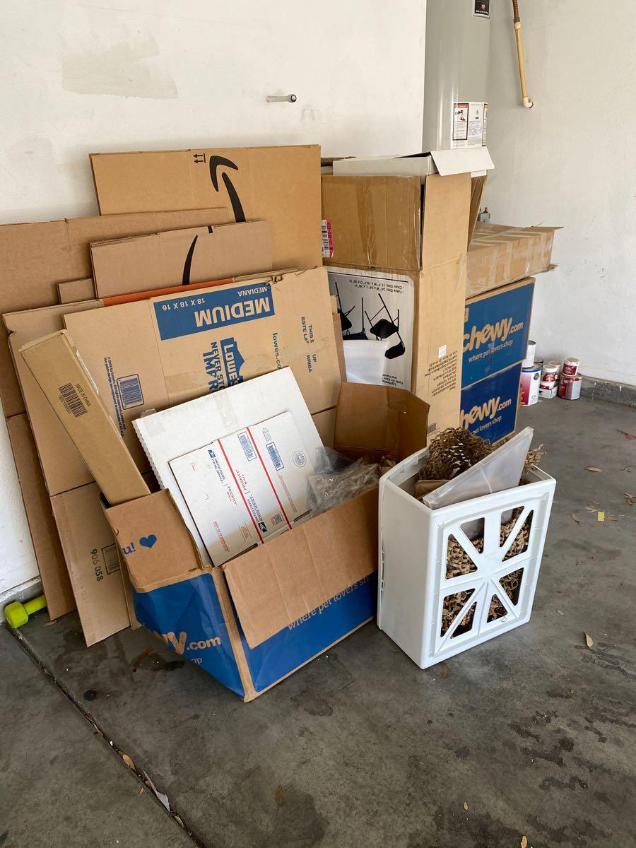 Free moving boxes and LaZBoy recliner for Free in Las Vegas, NV For Sale & Free — Nextdoor