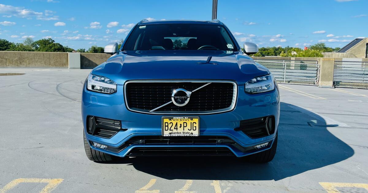 Selling 2018 Volvo XC90 Great Condition, Single Owner (Summit), Well