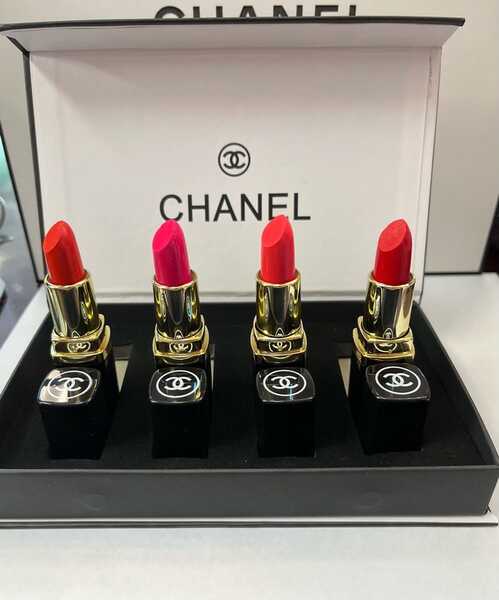 Chanel Lipstick Set 🥰$30 For $30 In Watauga, TX